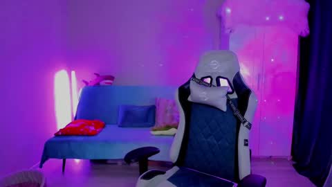 Betty online show from 02/18/25, 11:22