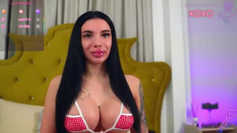 Snapshot of chaturbarbie_ chatting on 04/21/26, 10:23 Velma online show from 04/21/26, 10:23