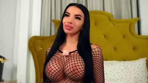 Snapshot of chaturbarbie_ chatting on 07/26/26, 10:16 Velma online show from 07/26/26, 10:16