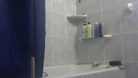 chaturbatordeluxe online show from 12/18/25, 03:23