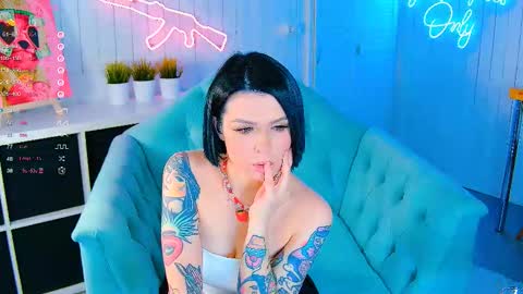 Snapshot of chaturkaterina chatting on 02/09/26, 11:09 Miss Harmony online show from 02/09/26, 11:09