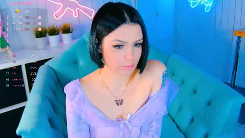 Snapshot of chaturkaterina chatting on 02/18/26, 12:06 Miss Harmony online show from 02/18/26, 12:06