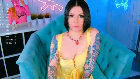 Snapshot of chaturkaterina chatting on 03/13/26, 11:00 Miss Harmony online show from 03/13/26, 11:00