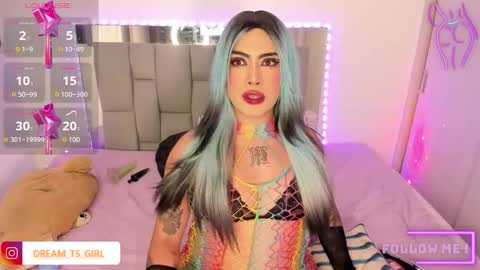 Snapshot of chaturmodels chatting on 09/12/25, 08:58 Sophie online show from 09/12/25, 08:58