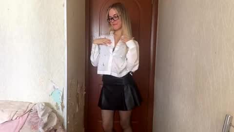 Snapshot of chayashortle chatting on 09/20/25, 10:16 Milissa online show from 09/20/25, 10:16