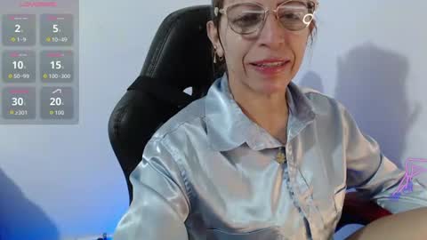 Snapshot of chayla_ruiz chatting on 06/26/26, 10:19 CHAYLA VICTORIA RUIZ online show from 06/26/26, 10:19