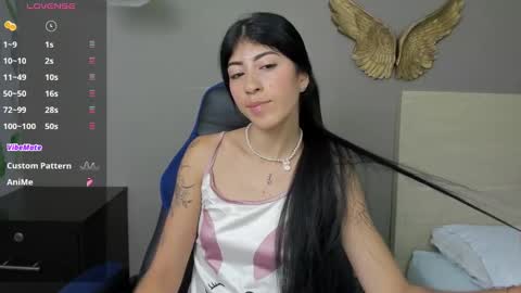 Snapshot of chaymae_nah chatting on 12/05/24, 03:59 isabel online show from 12/05/24, 03:59