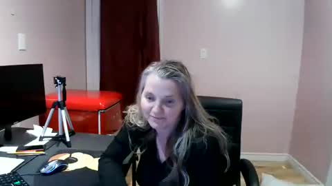 chealsiek online show from 10/29/25, 01:08