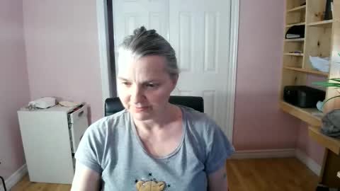 chealsiek online show from 04/11/26, 02:54