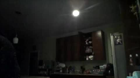 Snapshot of cheapthrills310 chatting on 10/20/25, 01:11 cheapthrills310 online show from 10/20/25, 01:11