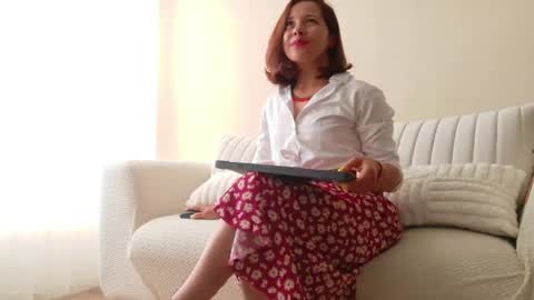 Snapshot of cheek_chic12 chatting on 04/13/26, 08:25 Regina Phalange online show from 04/13/26, 08:25