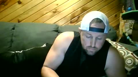 Snapshot of cheeks15 chatting on 10/30/25, 05:02 cheeks15 online show from 10/30/25, 05:02