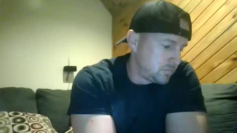 Snapshot of cheeks2154 chatting on 09/27/25, 05:18 cheeks2154 online show from 09/27/25, 05:18