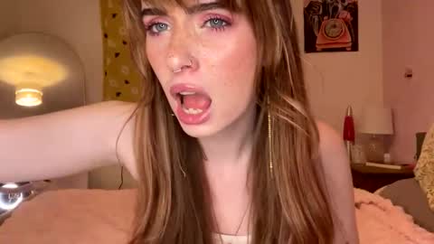 cheekykatx online show from 10/16/25, 05:14