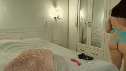 Snapshot of cheekypie_ chatting on 03/30/26, 05:30 Amelia online show from 03/30/26, 05:30