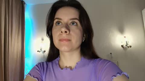 Snapshot of cheekypie_ chatting on 04/17/26, 09:45 Amelia online show from 04/17/26, 09:45