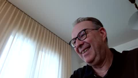 cheer2u online show from 02/05/26, 01:38