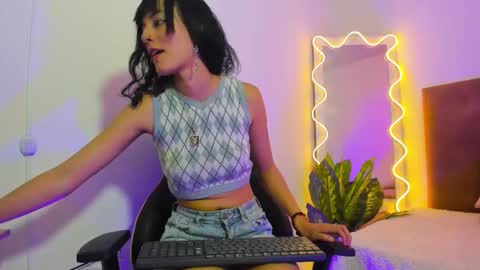 CHERRY  online show from 12/02/25, 07:09