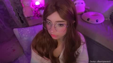 Baby Cherry online show from 02/05/26, 04:17