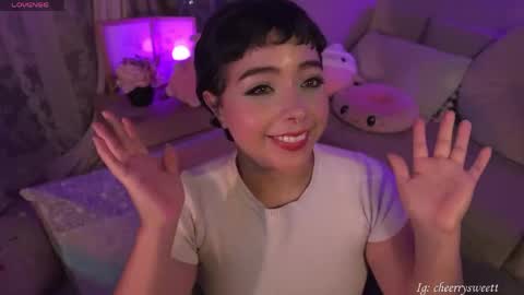 Snapshot of cheerrysweett chatting on 04/12/26, 11:54 Baby Cherry online show from 04/12/26, 11:54