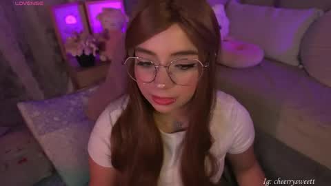 Snapshot of cheerrysweett chatting on 04/14/26, 12:27 Baby Cherry online show from 04/14/26, 12:27