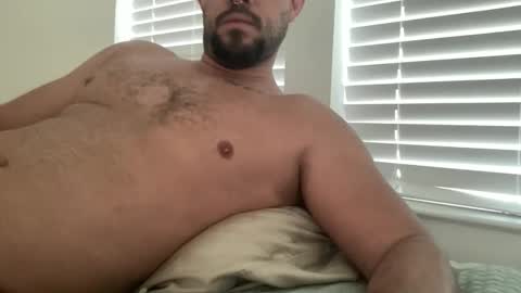 Snapshot of cheffy0 chatting on 10/18/25, 02:18 cheffy0 online show from 10/18/25, 02:18