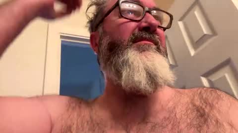 Snapshot of chefsd chatting on 01/05/25, 11:01 Chef online show from 01/05/25, 11:01