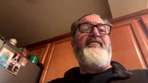 Snapshot of chefsd chatting on 03/02/25, 01:49 Chef online show from 03/02/25, 01:49