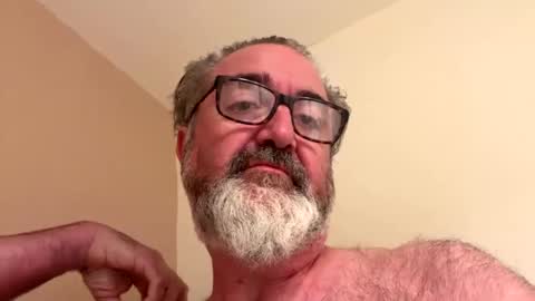 Snapshot of chefsd chatting on 10/12/25, 01:54 Chef online show from 10/12/25, 01:54