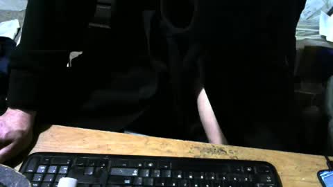 Snapshot of chefy999 chatting on 03/10/25, 08:48 chefy online show from 03/10/25, 08:48