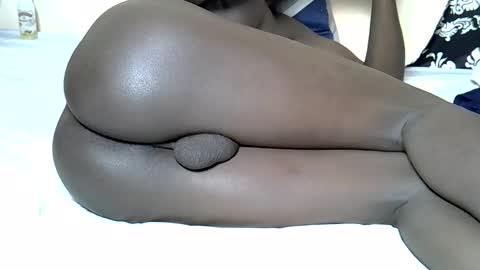 Snapshot of chekyguys chatting on 03/17/26, 03:11 Keve Meddy online show from 03/17/26, 03:11