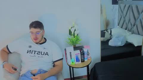   online show from 03/02/26, 04:03