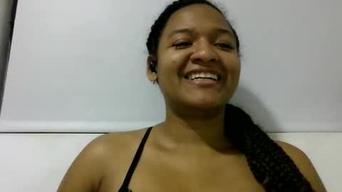 Snapshot of chelcym chatting on 04/22/26, 11:17 cherlcym online show from 04/22/26, 11:17