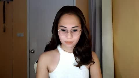 chelly4u69 online show from 04/17/26, 02:14