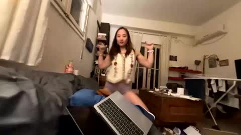 Snapshot of chellybear101 chatting on 02/01/26, 05:33 chellybear101 online show from 02/01/26, 05:33