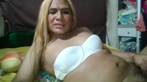 Snapshot of chelsea02tranny chatting on 01/11/26, 07:35 chelsea02tranny online show from 01/11/26, 07:35
