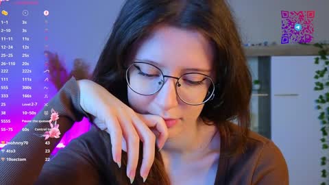 Mona online show from 12/10/24, 06:28