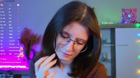 Mona online show from 01/12/25, 06:05