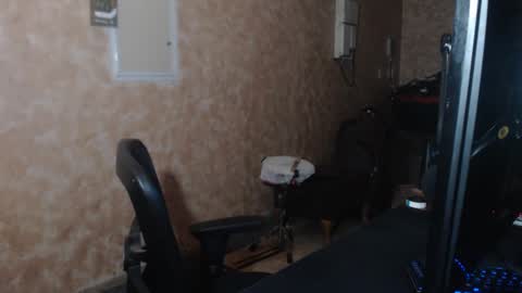 Snapshot of chelseagrinox chatting on 09/25/25, 11:19 Chelsea online show from 09/25/25, 11:19