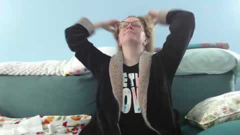 Chelsea online show from 02/24/25, 05:42