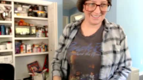 Chelsea online show from 09/20/25, 03:46