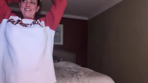 Snapshot of chelseelynn chatting on 01/25/25, 10:51 chelsee lynn online show from 01/25/25, 10:51