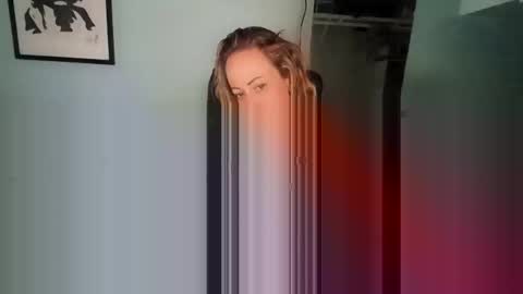 Snapshot of chelseelynn chatting on 11/11/25, 07:30 chelsee lynn online show from 11/11/25, 07:30