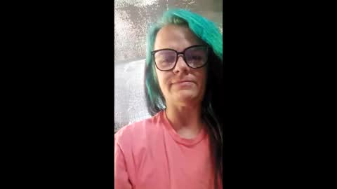 Snapshot of chelseen chatting on 04/05/26, 10:29 Chelseen online show from 04/05/26, 10:29