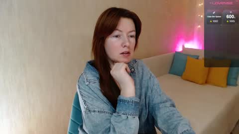 Snapshot of chelsey_rayne chatting on 02/07/25, 06:45 Instagram faroffland online show from 02/07/25, 06:45