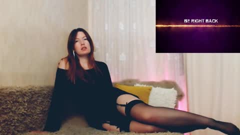 Snapshot of chelsey_rayne chatting on 03/11/25, 02:40 Instagram faroffland online show from 03/11/25, 02:40