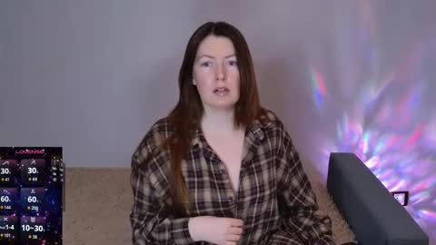 Snapshot of chelsey_rayne chatting on 10/13/25, 07:47 Instagram faroffland online show from 10/13/25, 07:47