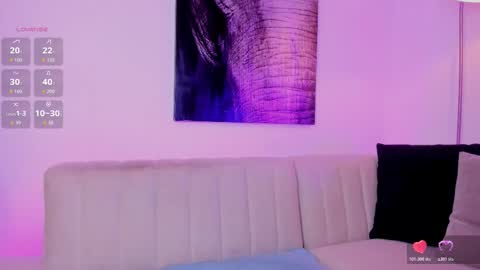 Snapshot of chelsy7 chatting on 11/08/25, 04:01 Chelsy online show from 11/08/25, 04:01