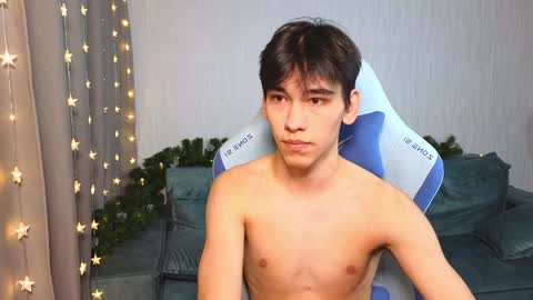 LUCASRYANPVT IS OPEN online show from 01/22/25, 12:38