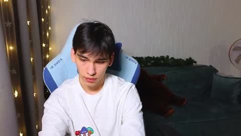 LUCASRYANPVT IS OPEN online show from 01/31/25, 04:17